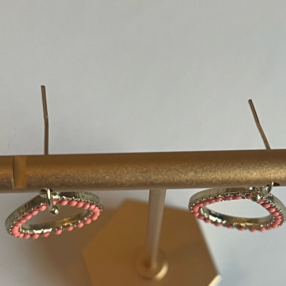 Elegant Gold and Coral beaded Teardrop Earrings - Picture 4 of 6